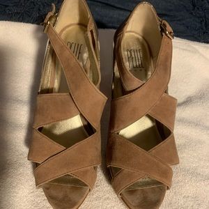 Pelle Moda platform heels